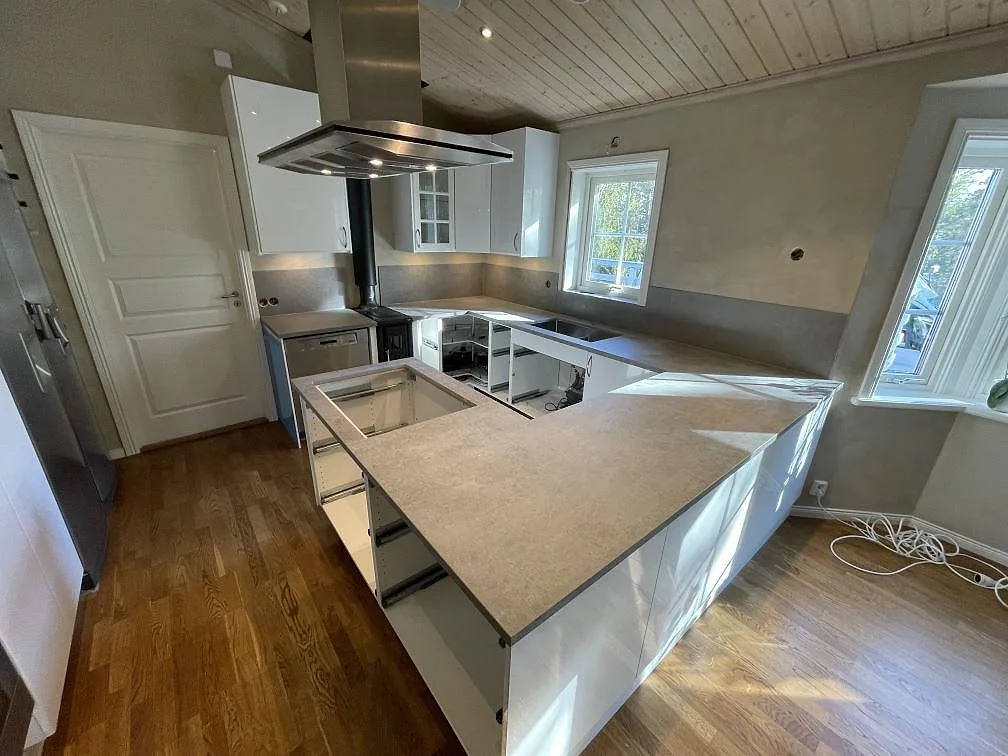 Køkkenbordplade i Dekton Kreta, Vendelsö – billede 4