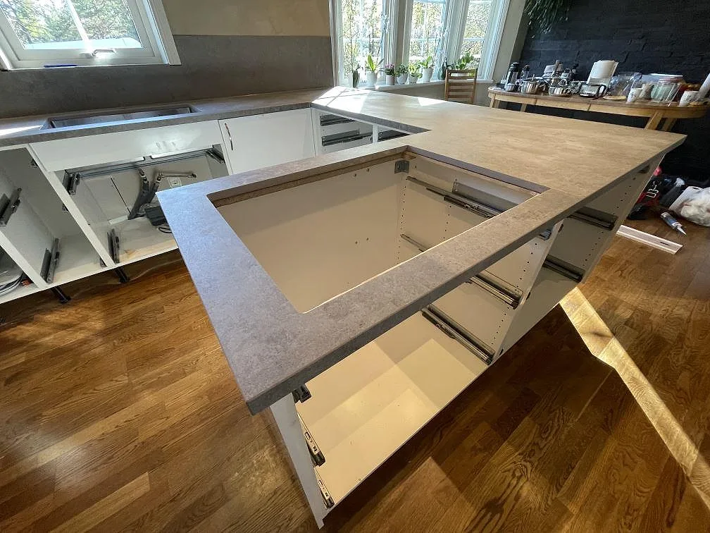 Køkkenbordplade i Dekton Kreta, Vendelsö – billede 5
