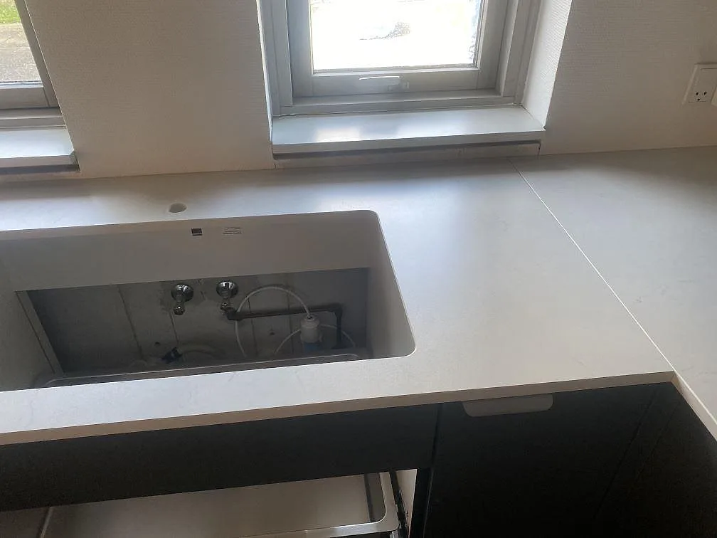 Køkkenbordplade i Dekton Laguna Velvet, Hvidovre – billede 5