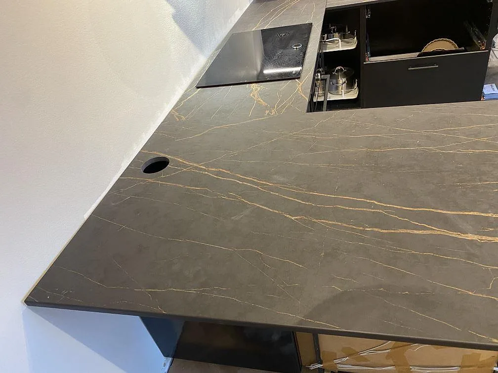 Køkkenbordplade i Dekton Laurent, Limhamn – billede 6