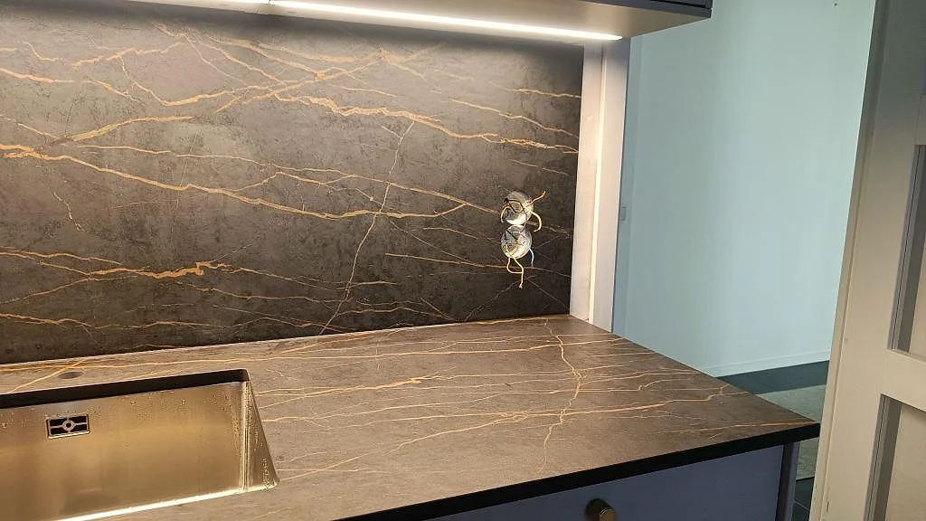 Køkkenbordplade i Dekton Laurent, Malmö – billede 8