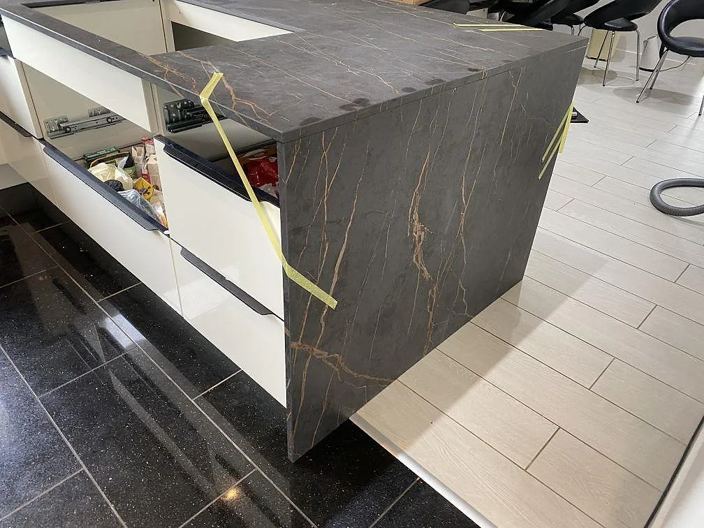 Køkkenbordplade i Dekton Laurent, Vallensbæk – billede 4