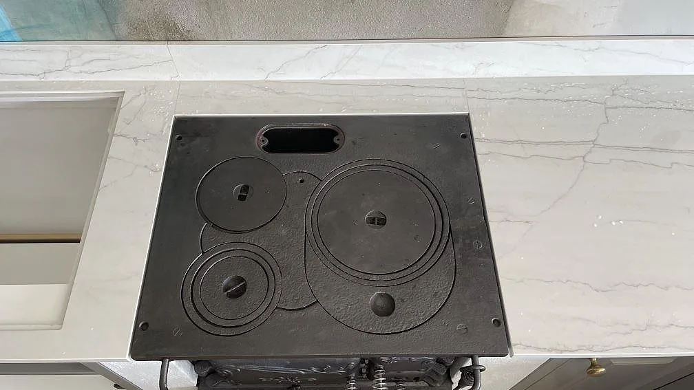 Køkkenbordplade i Dekton Limbo, Örby – billede 5