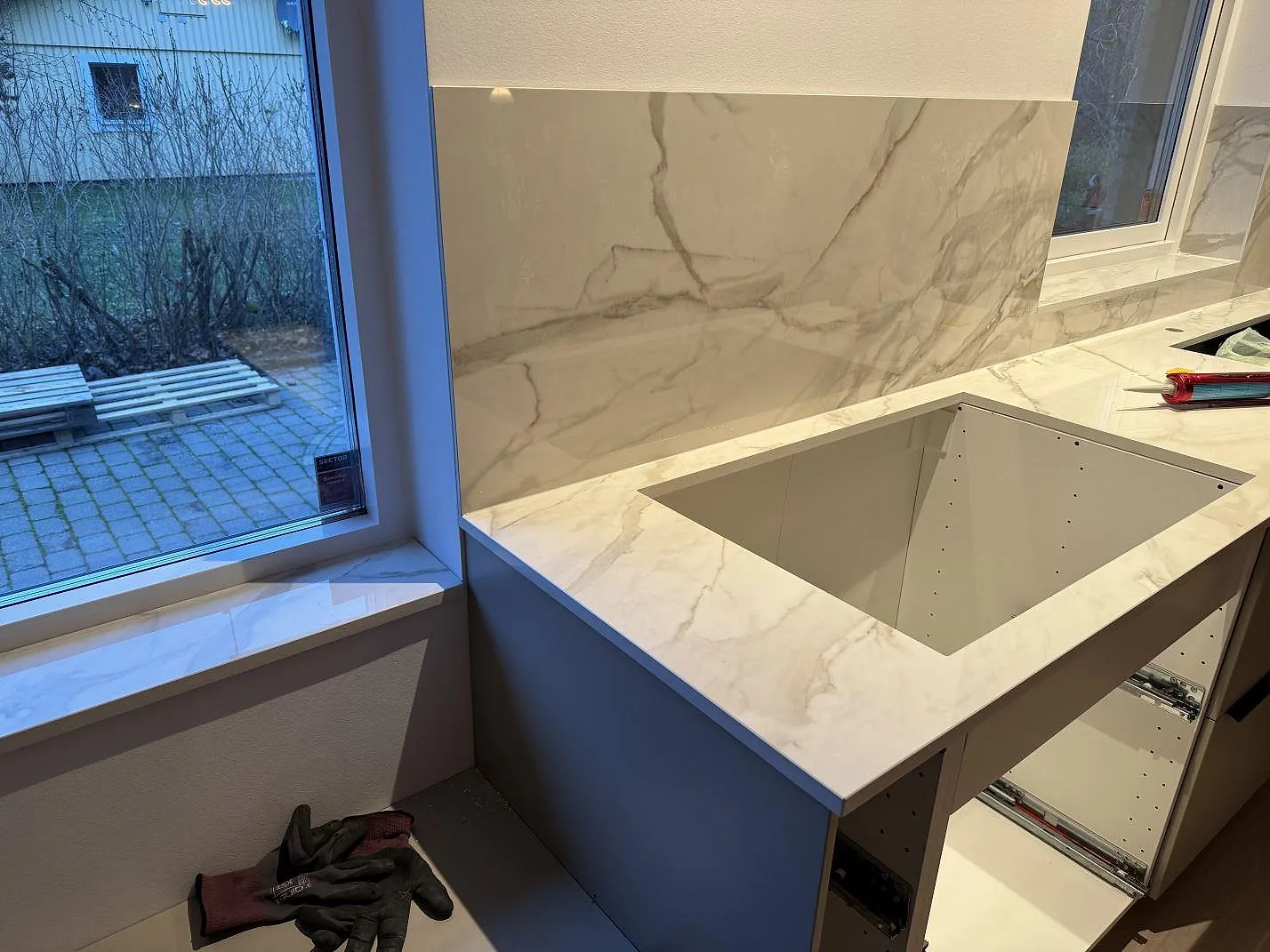 Køkkenbordplade i Dekton Lucid, Löddeköpinge – billede 5