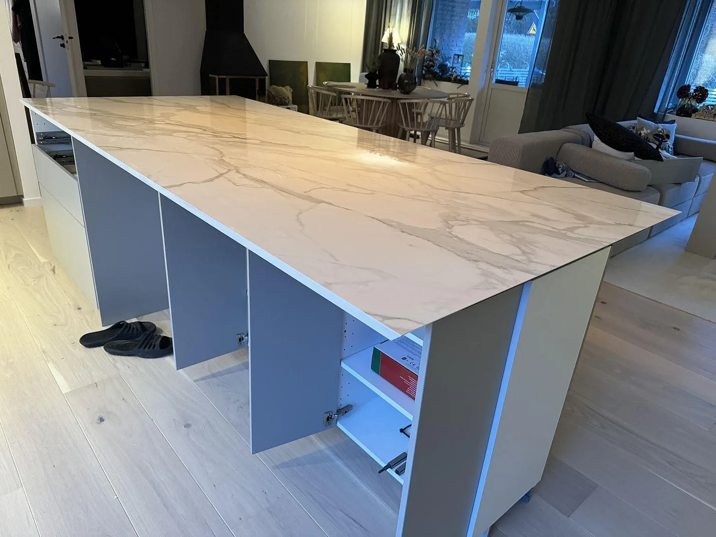 Gennemført projekt: Køkkenbordplade i Dekton Lucid, Löddeköpinge.