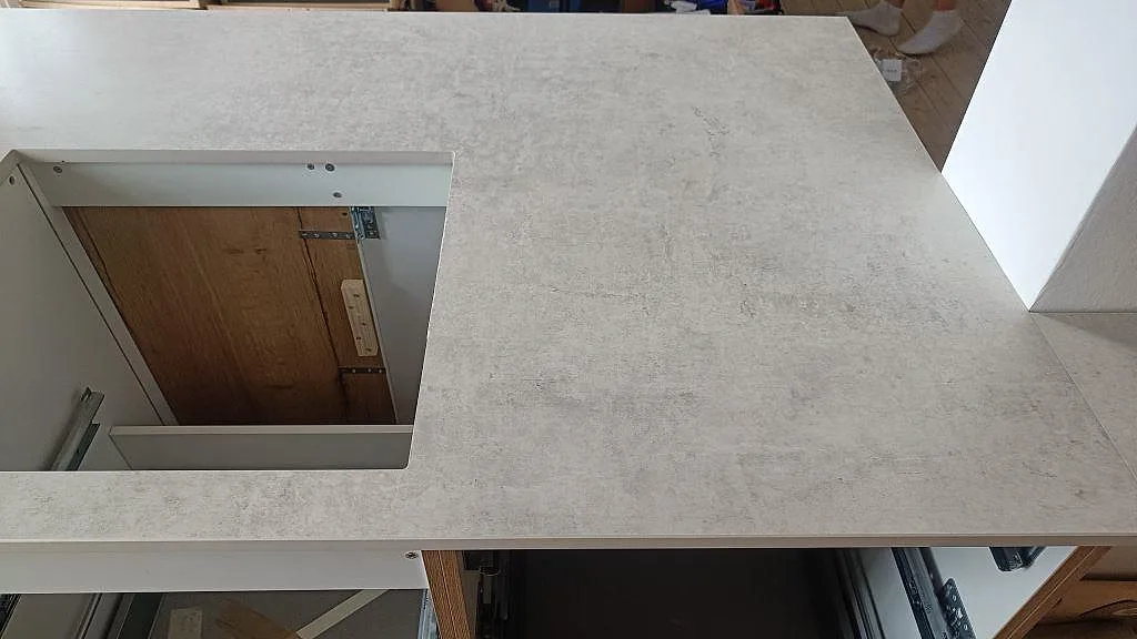 Køkkenbordplade i Dekton Lunar, København Ø – billede 7