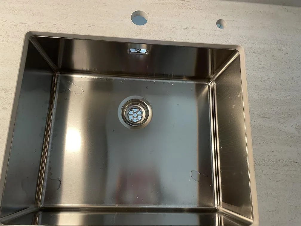 Køkkenbordplade i Dekton Marmorio, Malmö – billede 4
