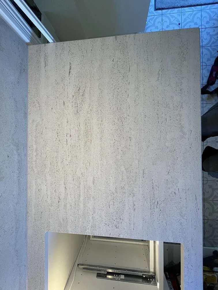 Køkkenbordplade i Dekton Marmorio, Trosa – billede 2