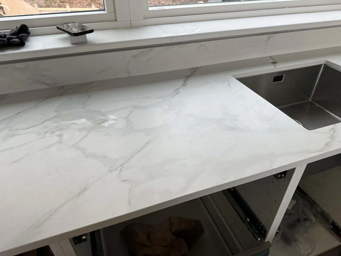Køkkenbordplade i Dekton Morpheus Velvet, Billesholm – billede 4