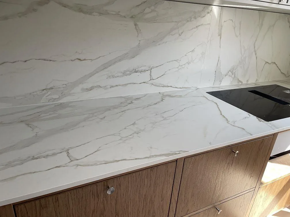 Køkkenbordplade i Dekton Morpheus Velvet, Frederiksberg – billede 2