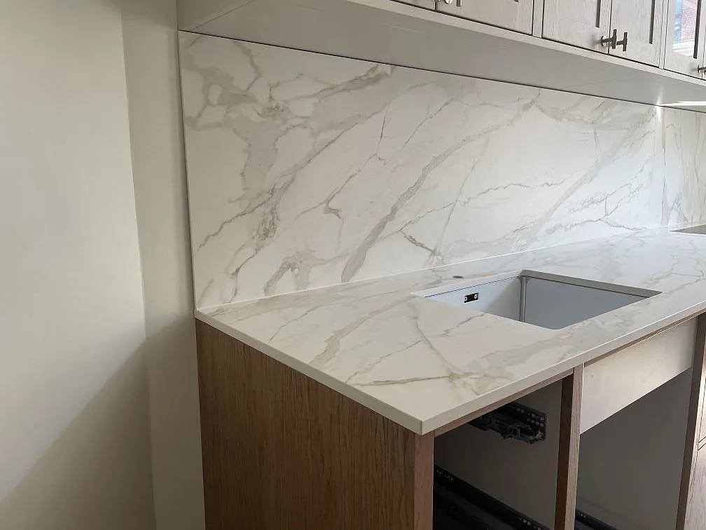 Køkkenbordplade i Dekton Morpheus Velvet, Frederiksberg – billede 4