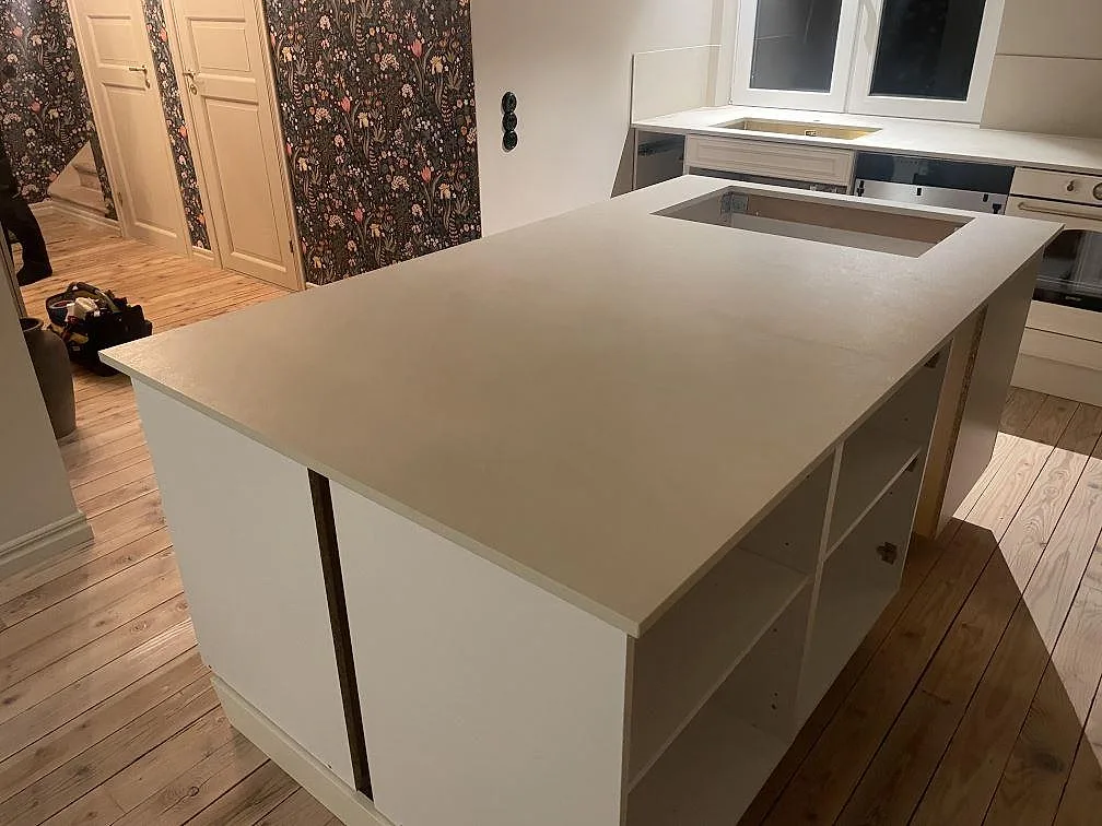 Køkkenbordplade i Dekton Nacre Velvet, Immeln – billede 2