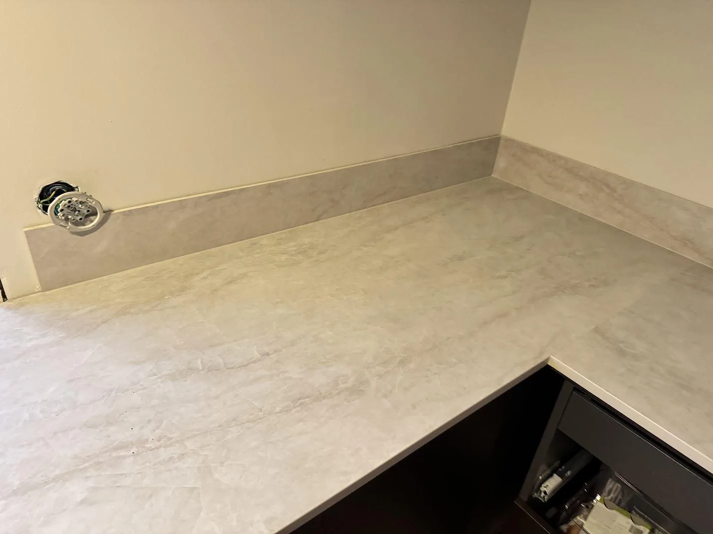 Køkkenbordplade i Dekton Nara, Halmstad – billede 3