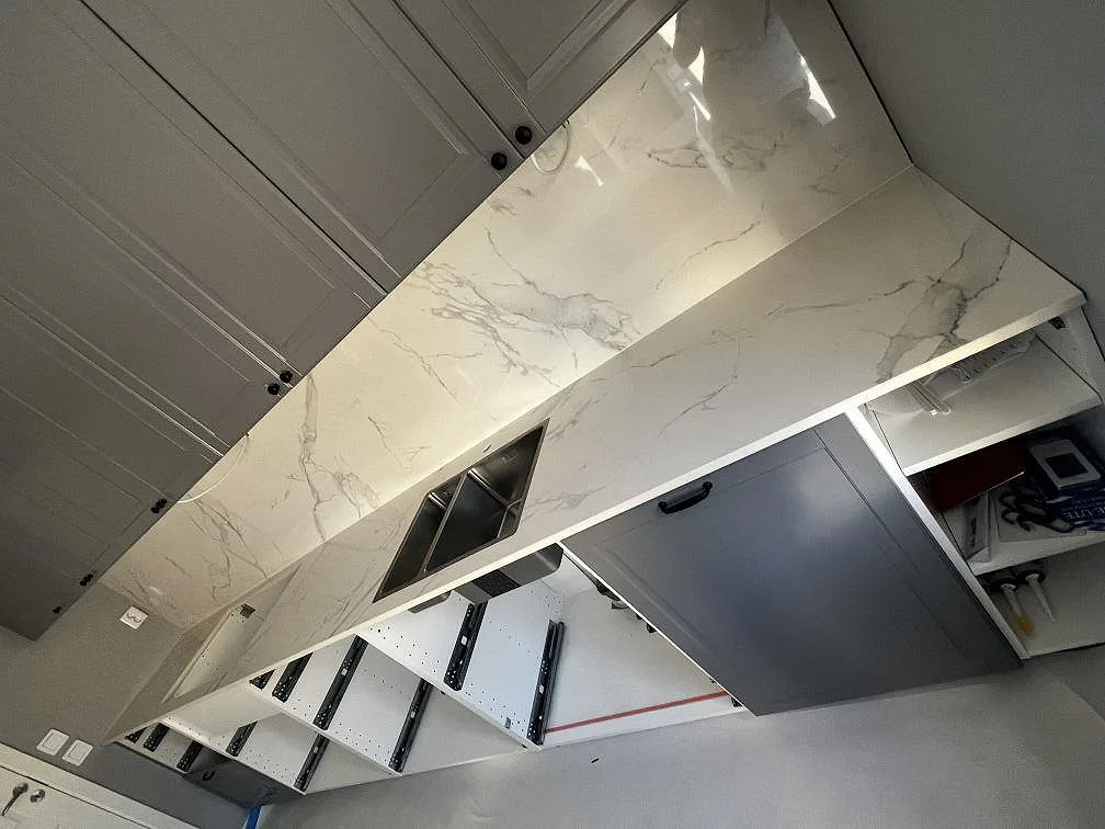 Køkkenbordplade i Dekton Natura, Landskrona – billede 4