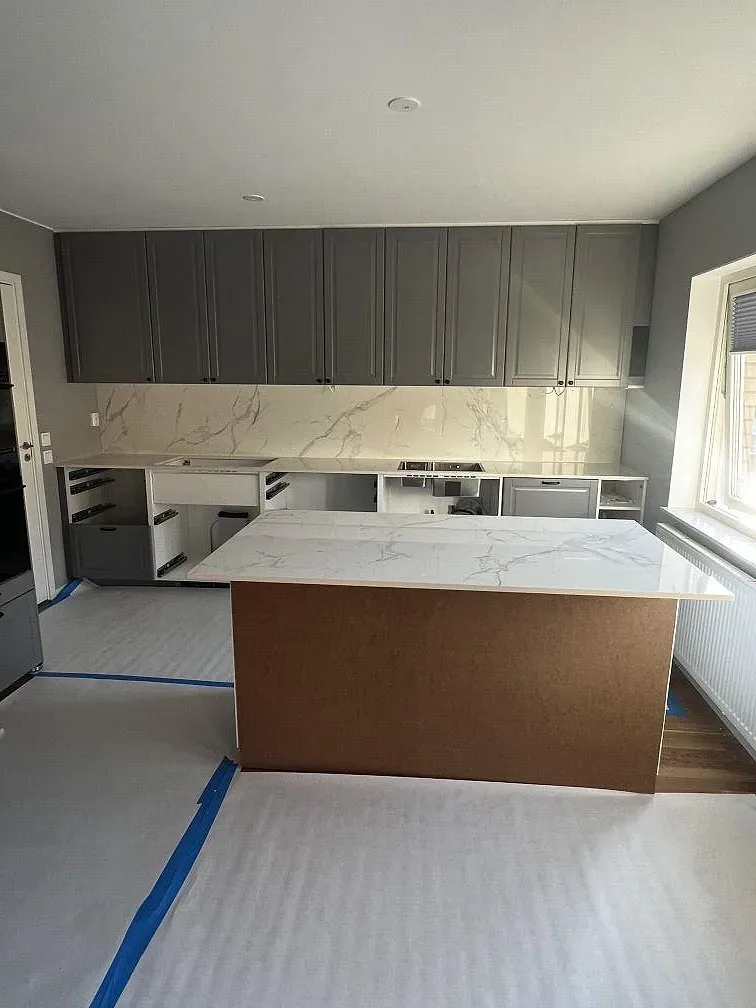 Gennemført projekt: Køkkenbordplade i Dekton Natura, Landskrona.