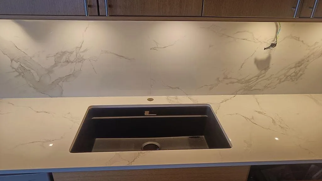 Køkkenbordplade i Dekton Natura, Limhamn – billede 2