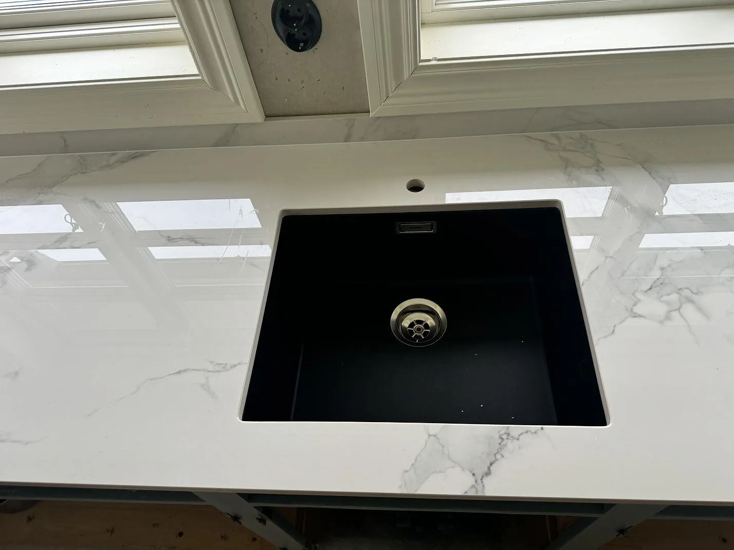 Køkkenbordplade i Dekton Natura, Tjureda – billede 2