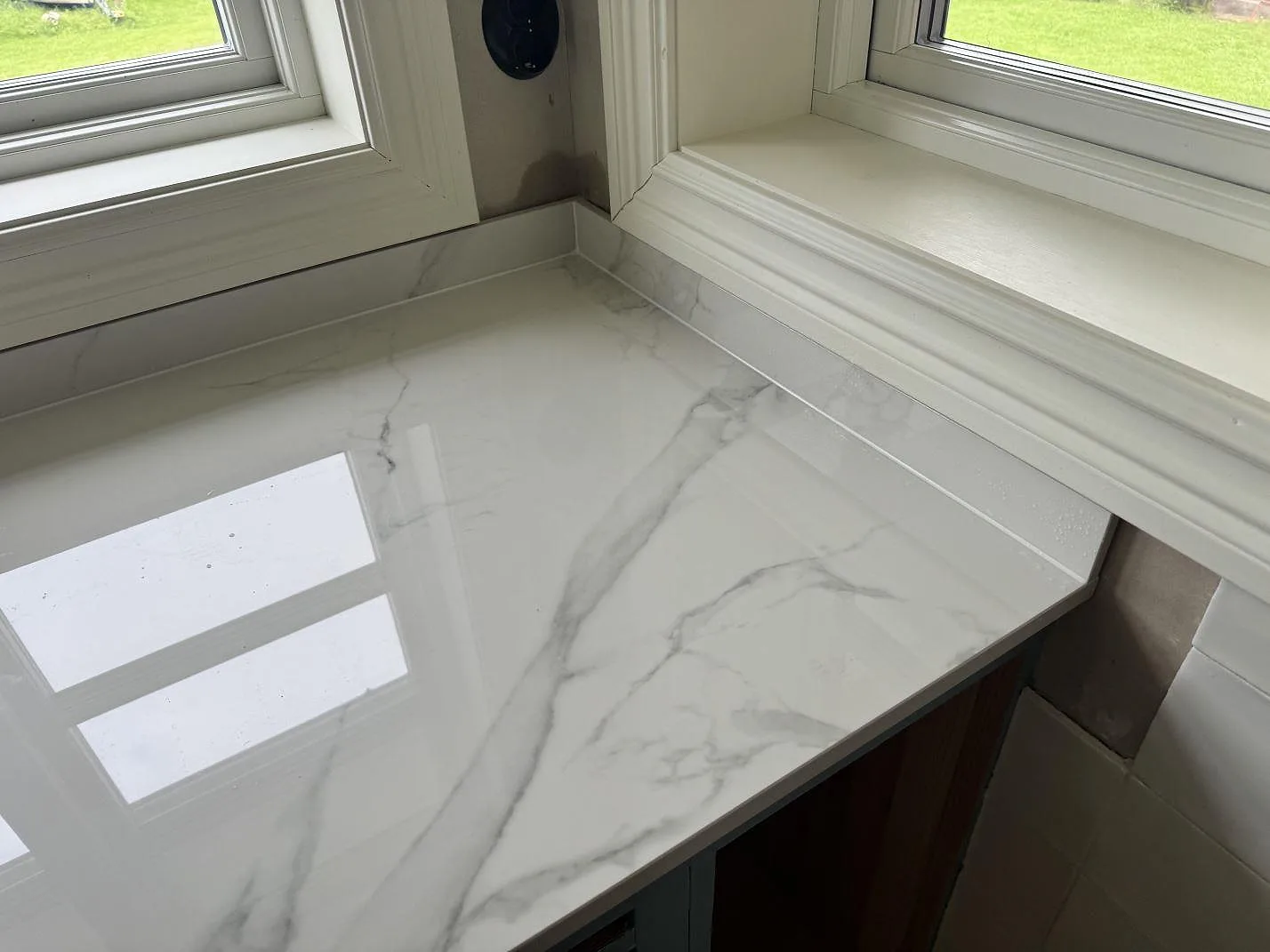 Køkkenbordplade i Dekton Natura, Tjureda – billede 6