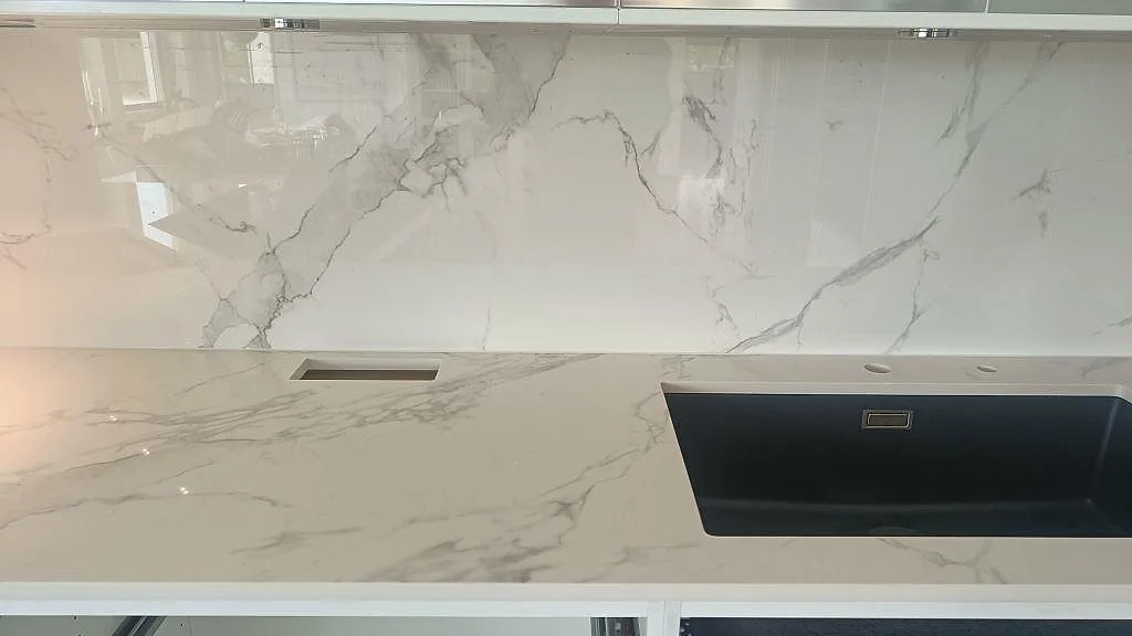 Køkkenbordplade i Dekton Natura, Växjö – billede 2