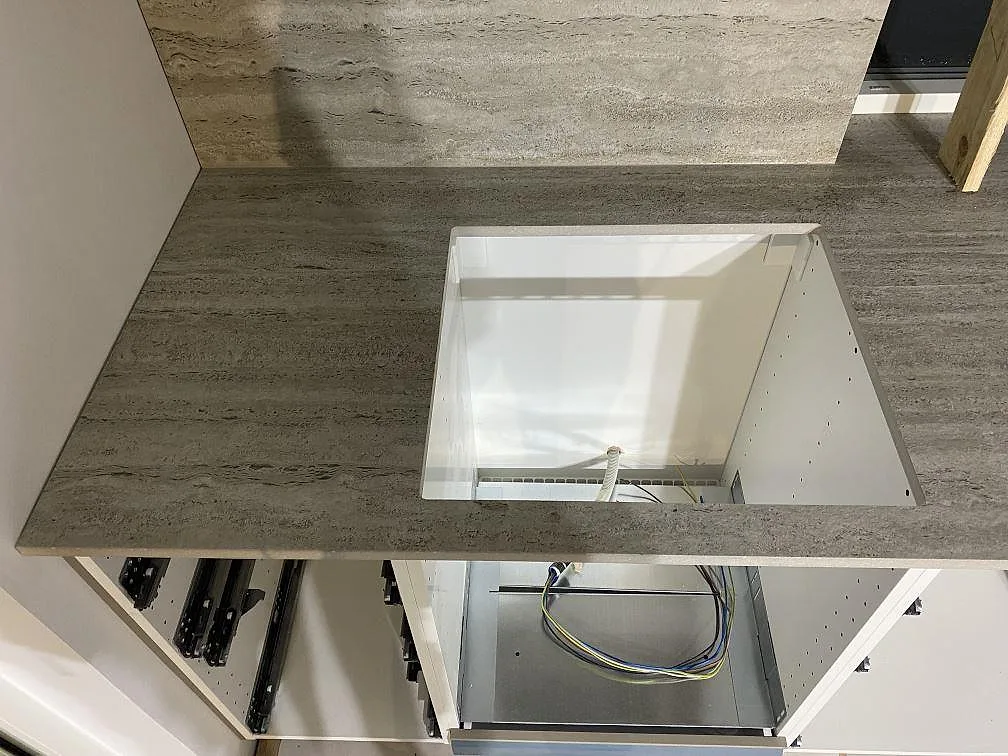 Køkkenbordplade i Dekton Nebu, Borrby – billede 3