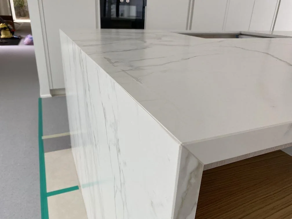 Køkkenbordplade i Dekton Neural, Ålsgårde – billede 8