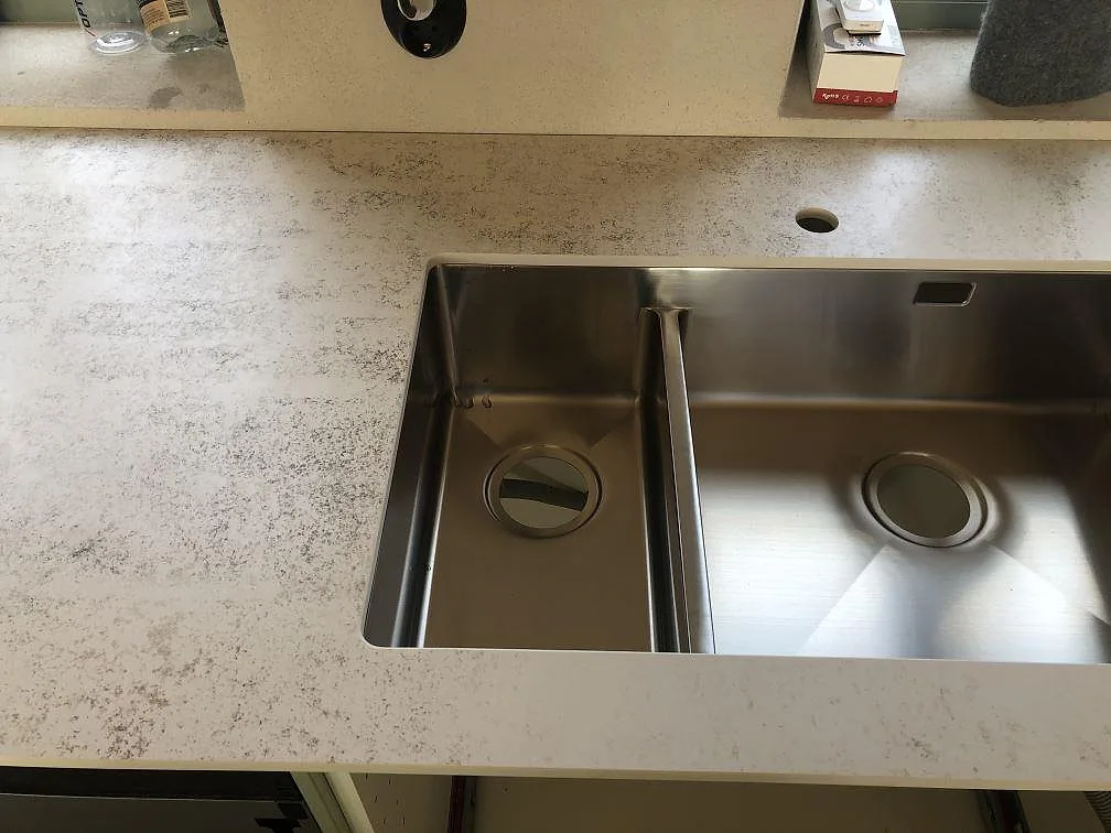 Køkkenbordplade i Dekton Nilium, Båstad – billede 3