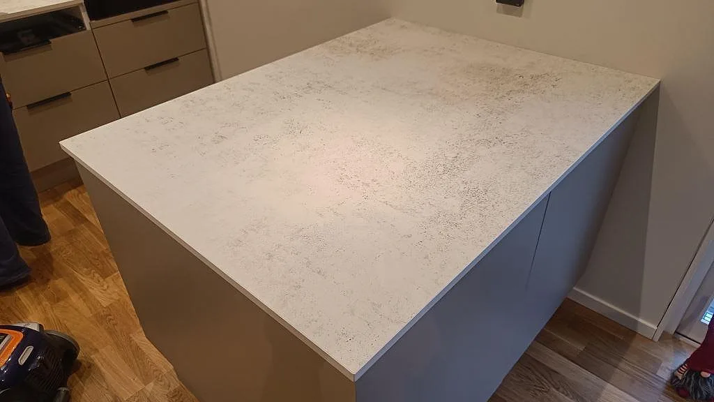 Køkkenbordplade i Dekton Nilium, Hörby – billede 4