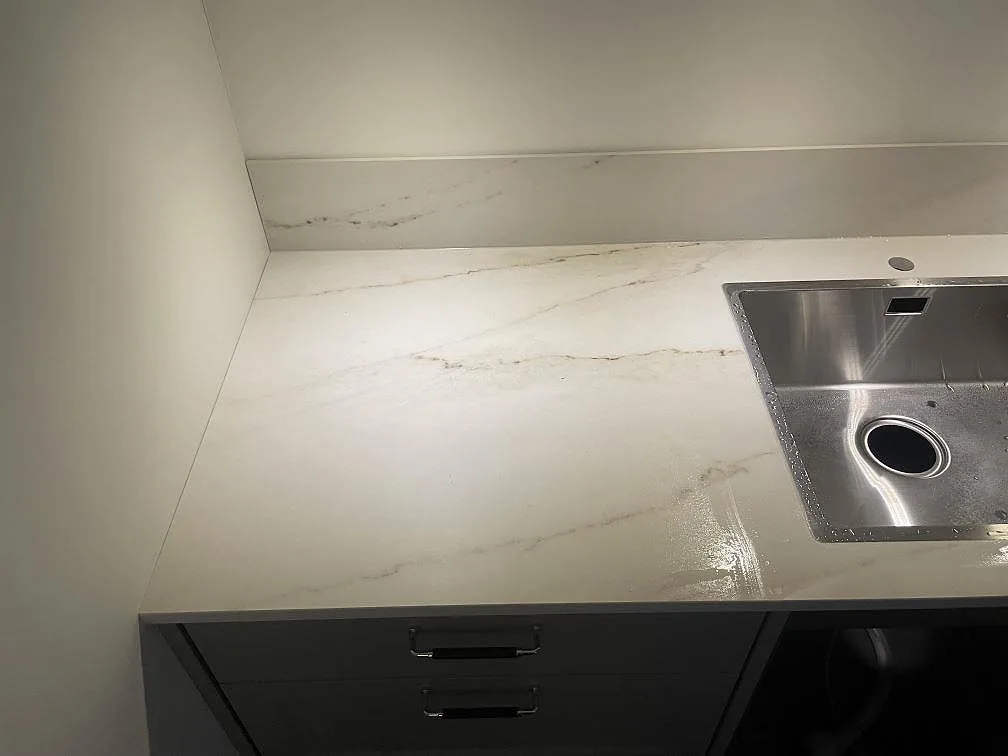 Køkkenbordplade i Dekton Rem (Velvet), Åskloster – billede 4