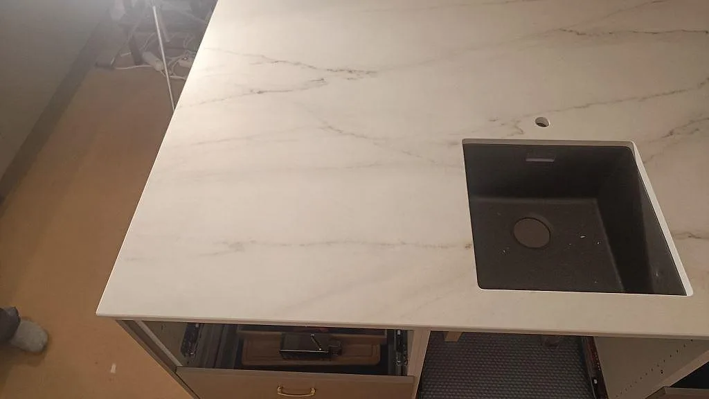 Køkkenbordplade i Dekton Rem Velvet, Eslöv – billede 6