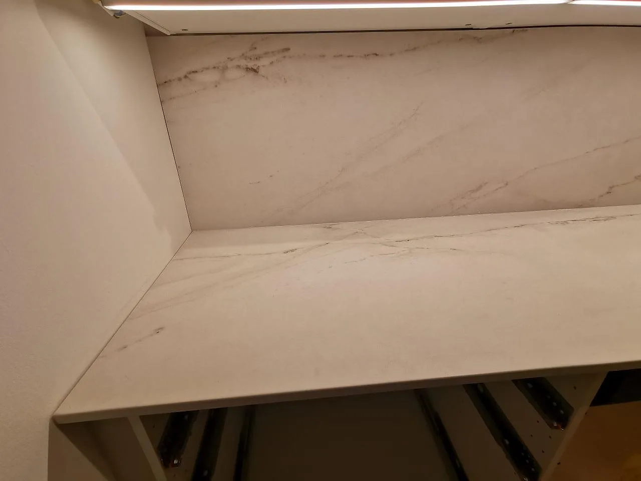 Køkkenbordplade i Dekton Rem Velvet, Limhamn – billede 4