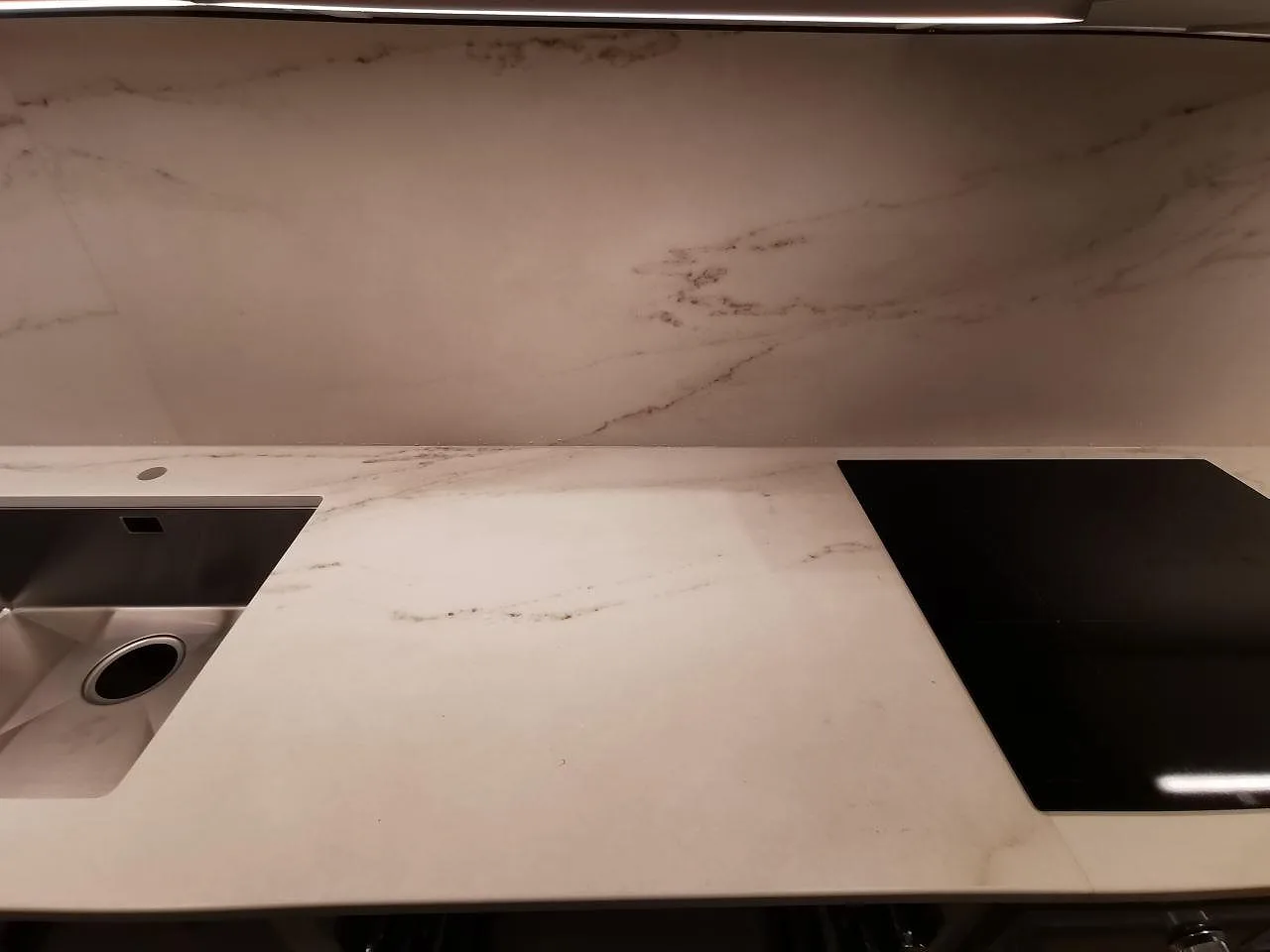 Køkkenbordplade i Dekton Rem Velvet, Limhamn