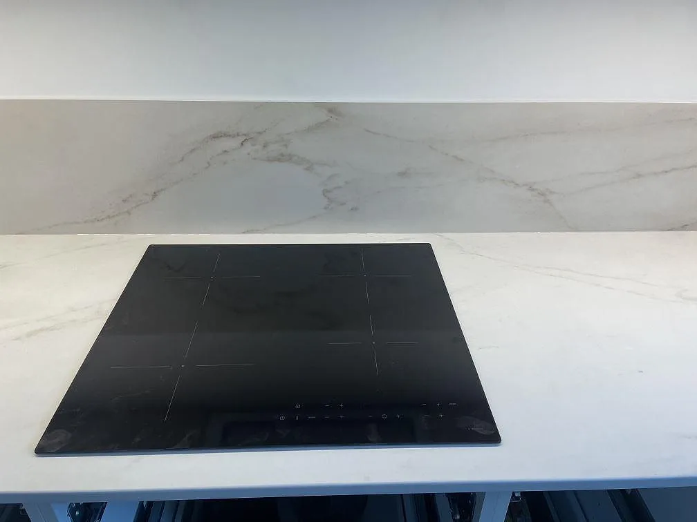 Køkkenbordplade i Dekton Rem Velvet, Malmö – billede 2