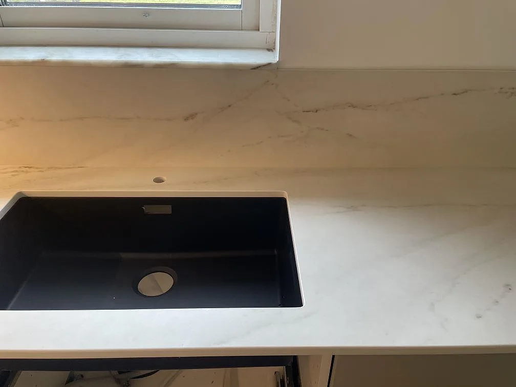 Køkkenbordplade i Dekton Rem Velvet, Malmö – billede 3