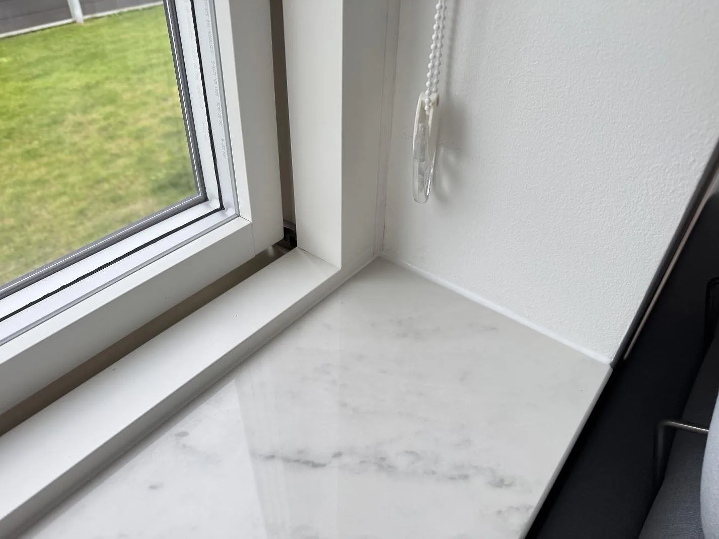 Bordplade og vinduesplade i Dekton Salina, Ishøj – billede 6