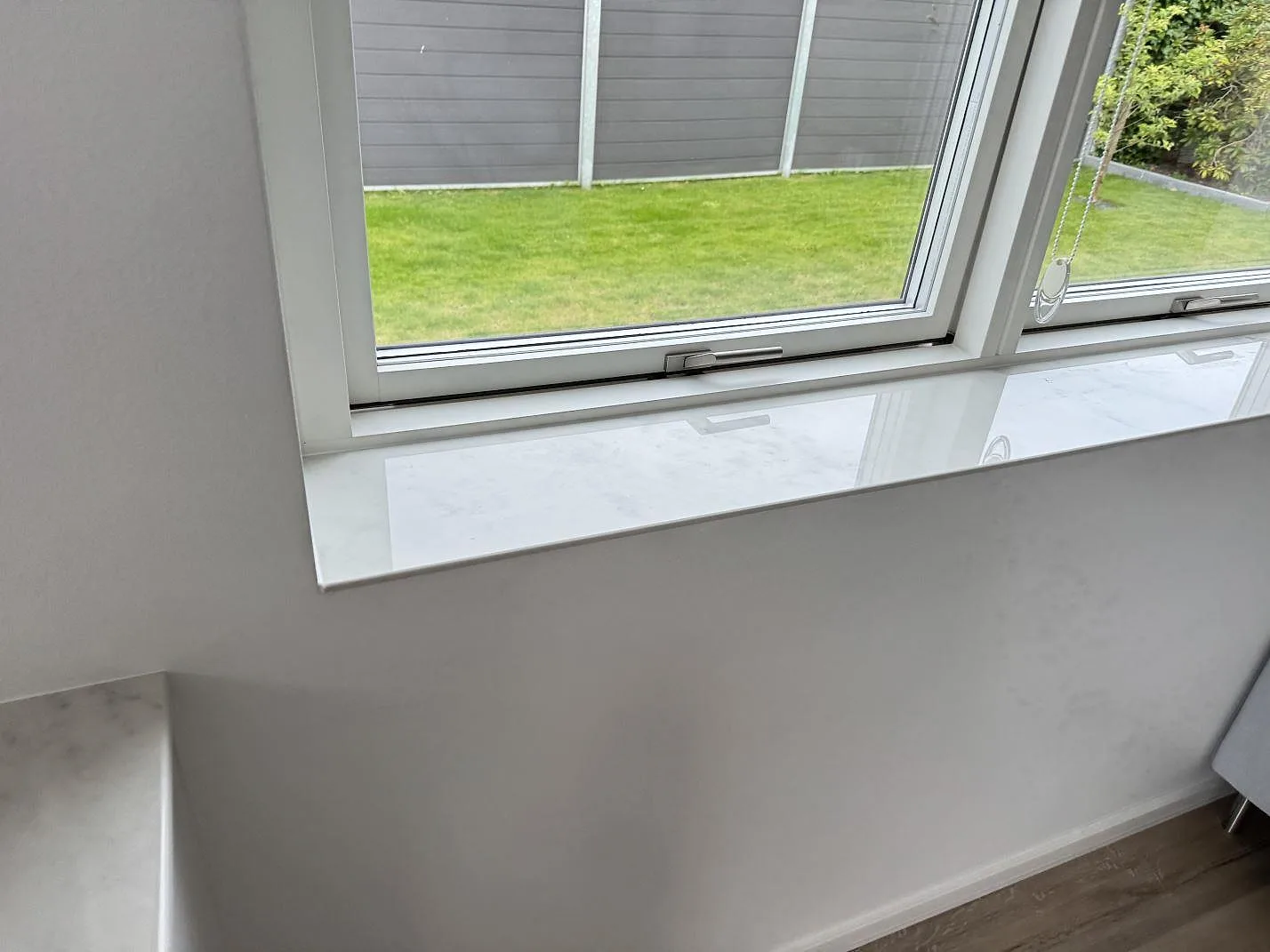 Bordplade og vinduesplade i Dekton Salina, Ishøj – billede 5
