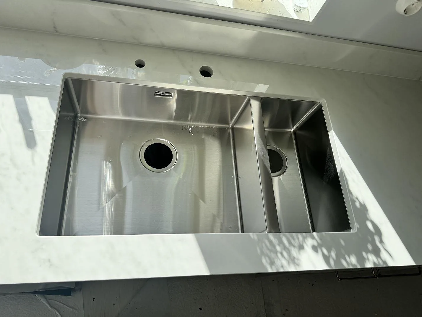 Køkkenbordplade i Dekton Salina, Sävedalen – billede 3