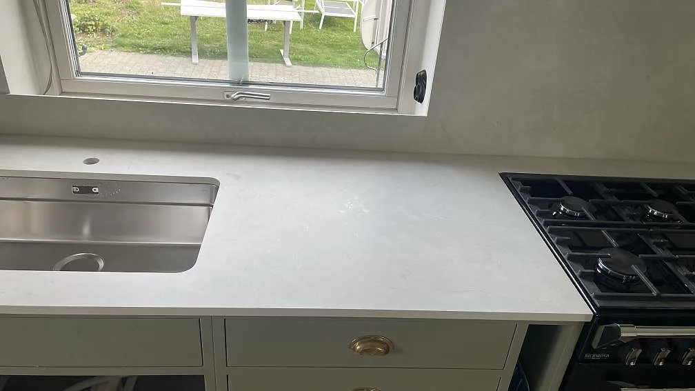 Køkkenbordplade i Dekton Sandik, Flyinge – billede 6