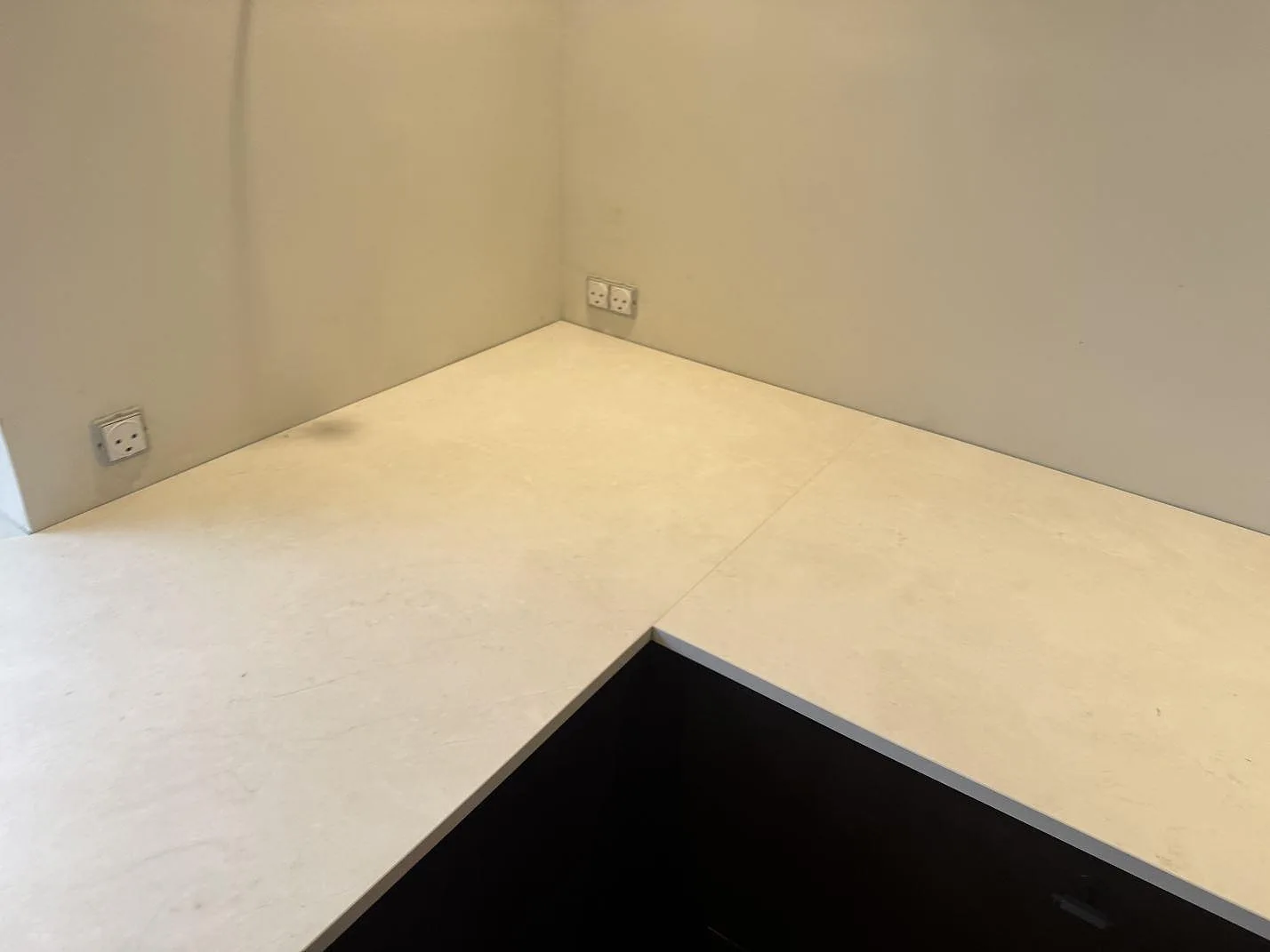 Køkkenbordplade i Dekton Sandik, Kgs Lyngby – billede 6