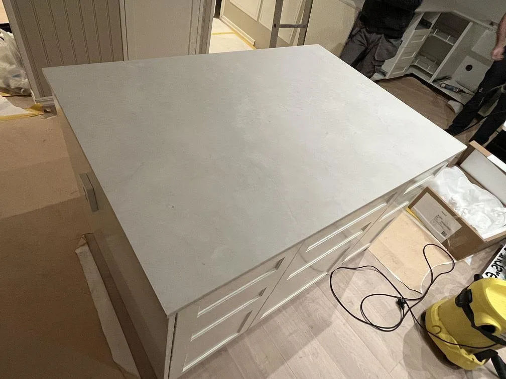 Køkkenbordplade i Dekton Sandik, Värmdö – billede 2