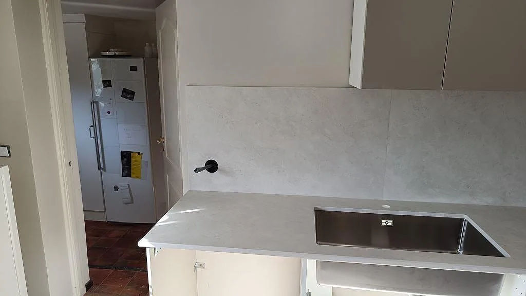 Køkkenbordplade i Dekton Sandik, Vellinge – billede 2