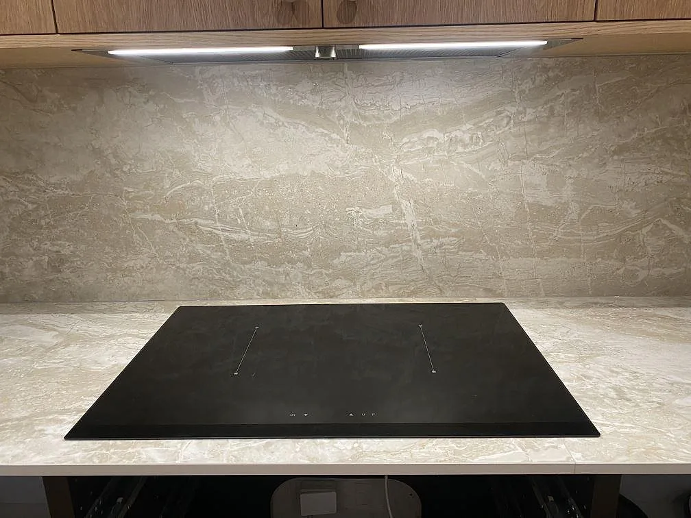 Køkkenbordplade i Dekton Sarey, Jyderup – billede 4