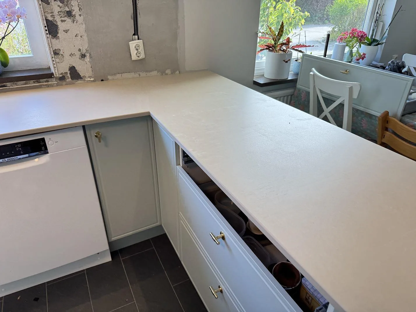 Køkkenbordplade i Dekton Sasea, Åkarp – billede 2
