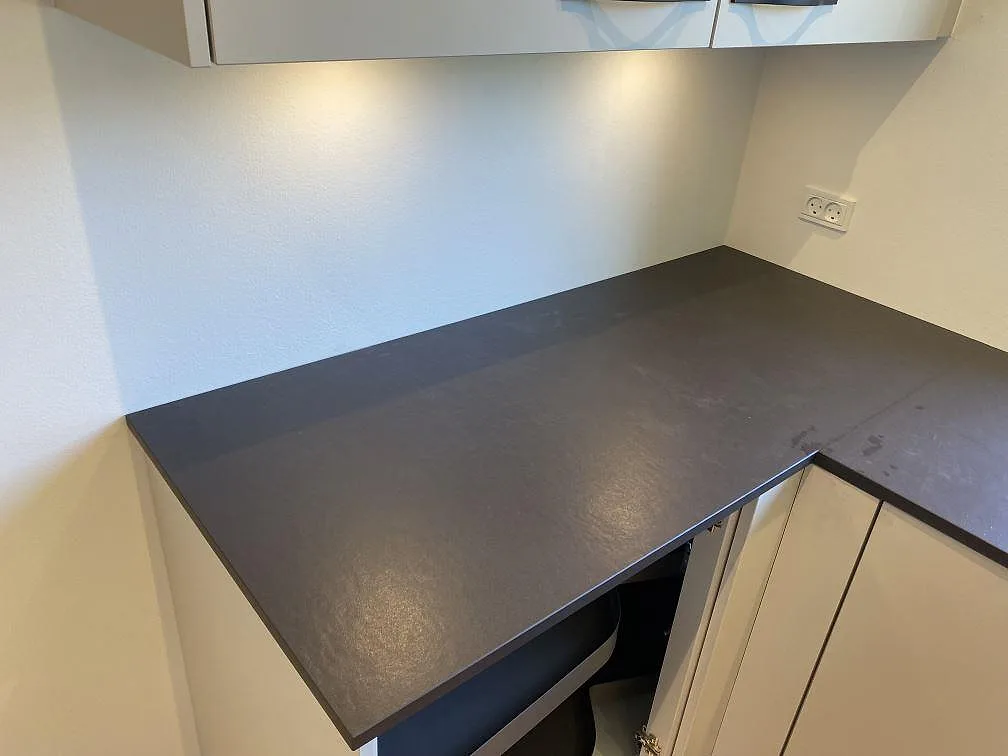 Køkkenbordplade i Dekton Sirius, Brønshøj – billede 5