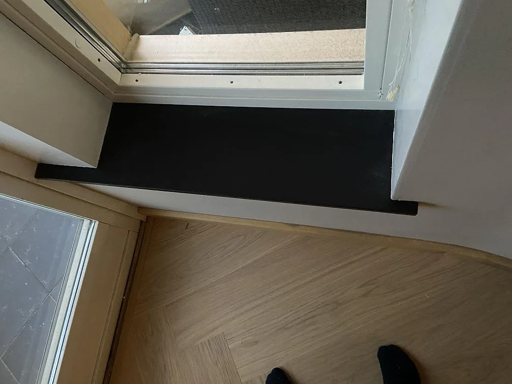 Køkkenø i Dekton Sirius-keramik, Göteborg – billede 3