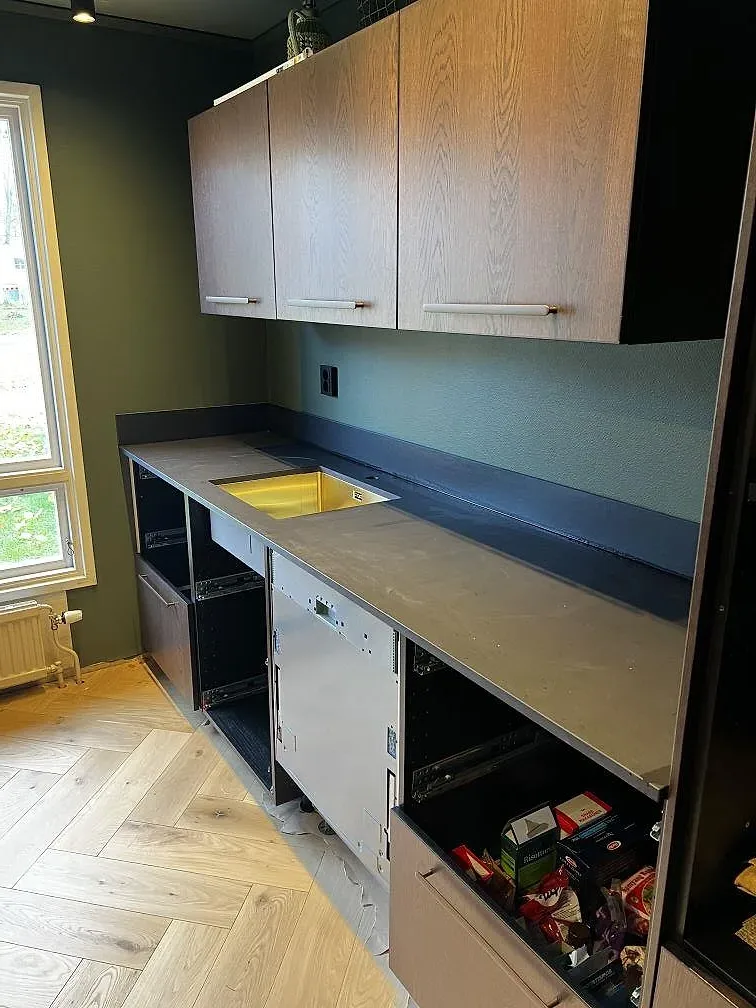 Køkkenbordplade i Dekton Sirius, Karlshamn – billede 3
