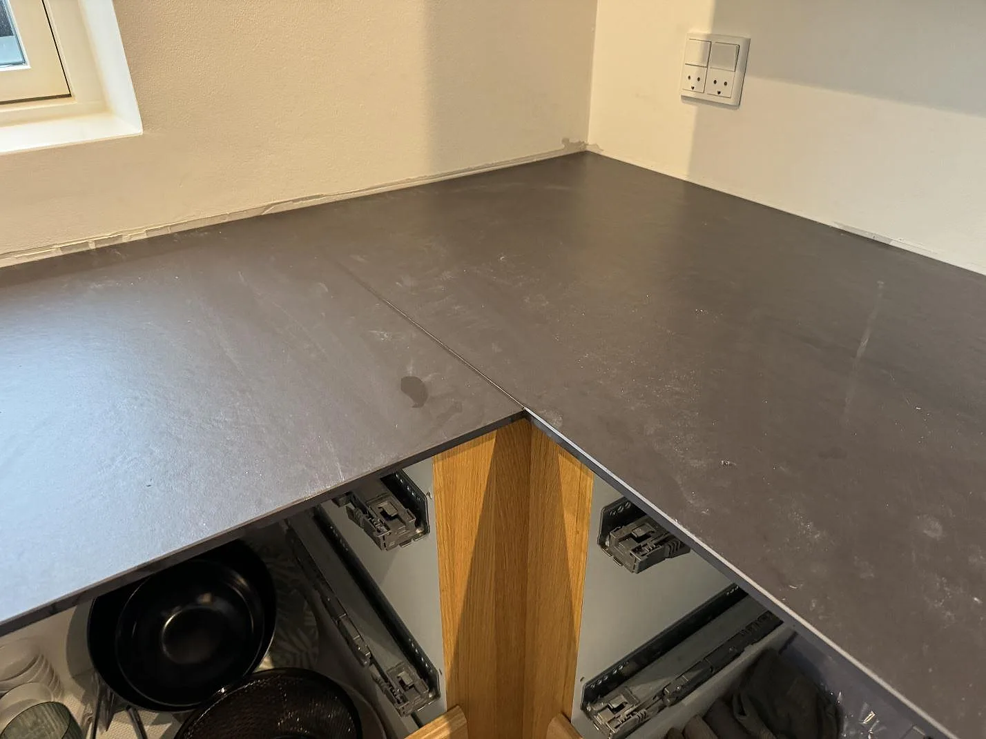 Køkkenbordplade i Dekton Sirius, Roskilde – billede 4