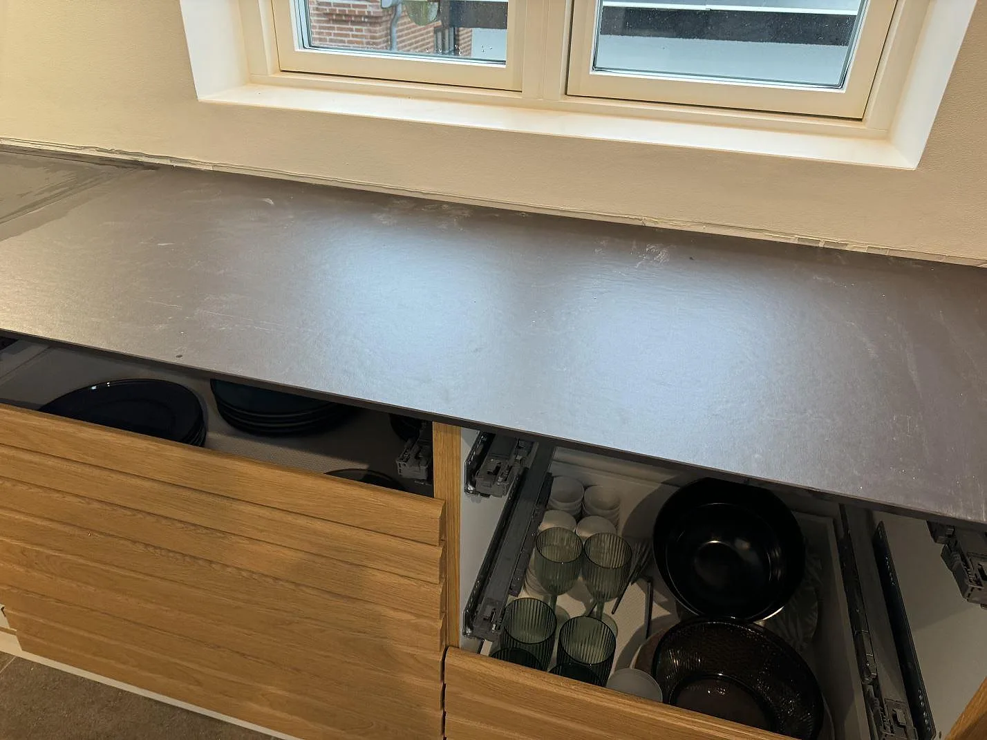 Køkkenbordplade i Dekton Sirius, Roskilde – billede 5
