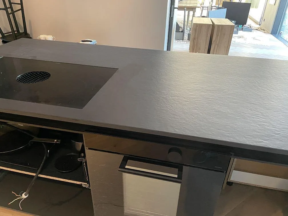 Køkkenbordplade i Dekton Sirius, Särö – billede 4
