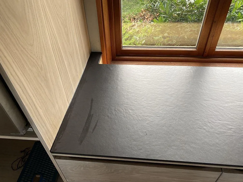 Køkkenbordplade i Dekton Sirius, Svanesund – billede 7