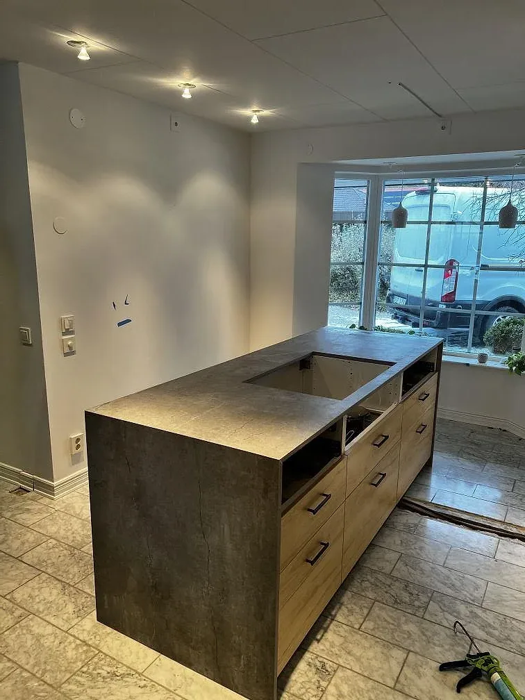 Gennemført projekt: Køkkenbordplade i Dekton Soke, Löddeköpinge.